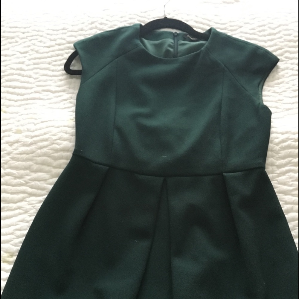 Massimo Dutti evergreen sleeveless Dress sz4